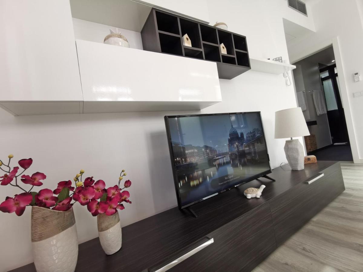 Charming Apartment In Funchal - Lazareto Bagian luar foto